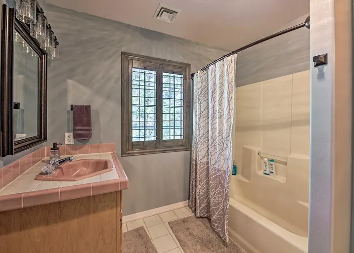 4 Mi To Woodland Lake: 2-story W/ Grill *