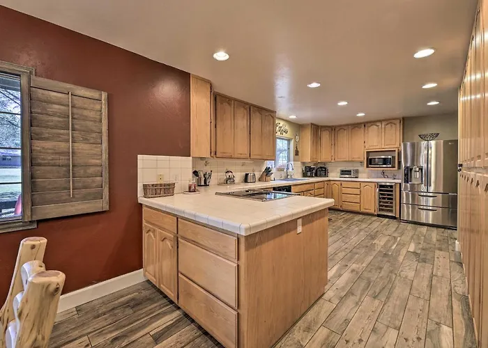 Holiday home 4 Mi To Woodland Lake: 2-story W/ Grill *