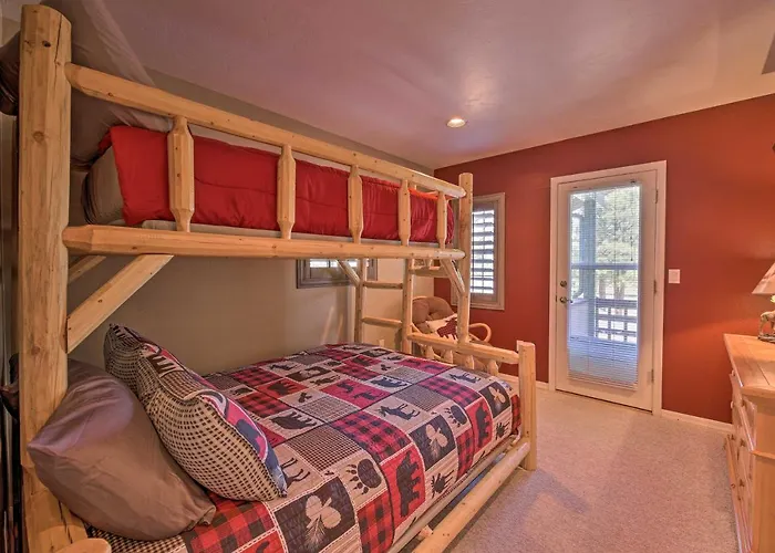 4 Mi To Woodland Lake: 2-story W/ Grill *