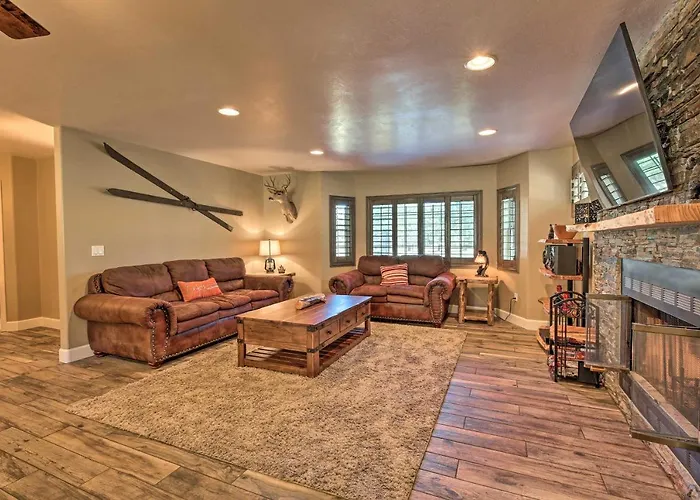 4 Mi To Woodland Lake: 2-story W/ Grill Indian Pine