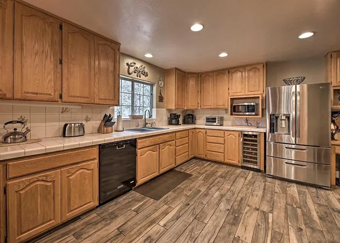 Holiday home 4 Mi To Woodland Lake: 2-story W/ Grill