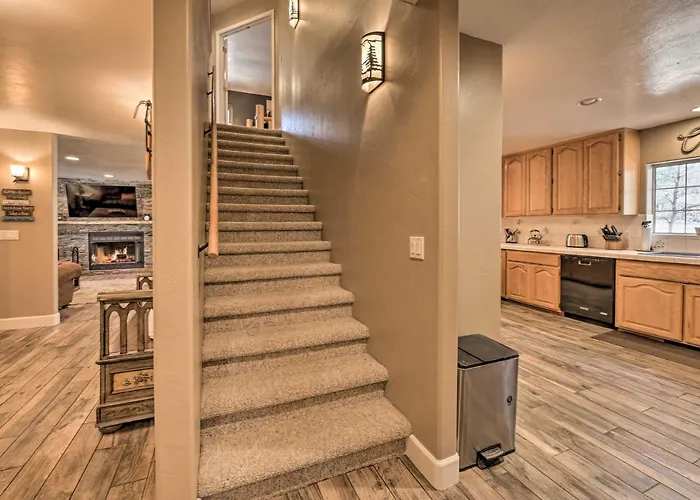 4 Mi To Woodland Lake: 2-story W/ Grill *